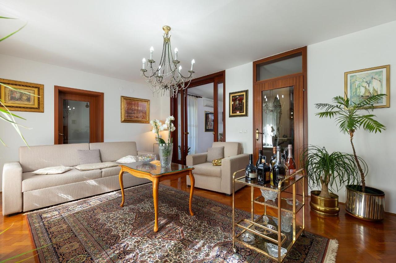 Holiday Apartment Suzana Ровинь Экстерьер фото