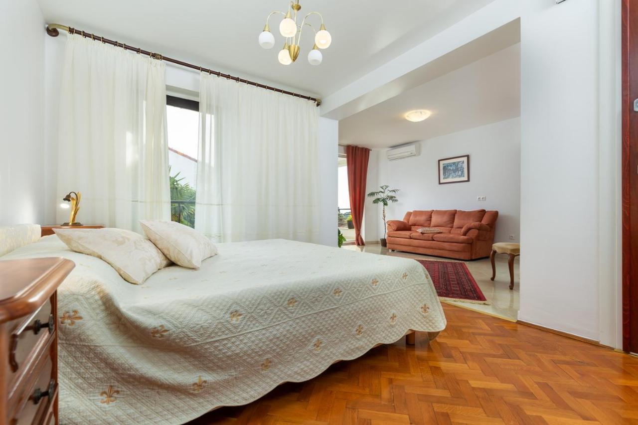 Holiday Apartment Suzana Ровинь Экстерьер фото