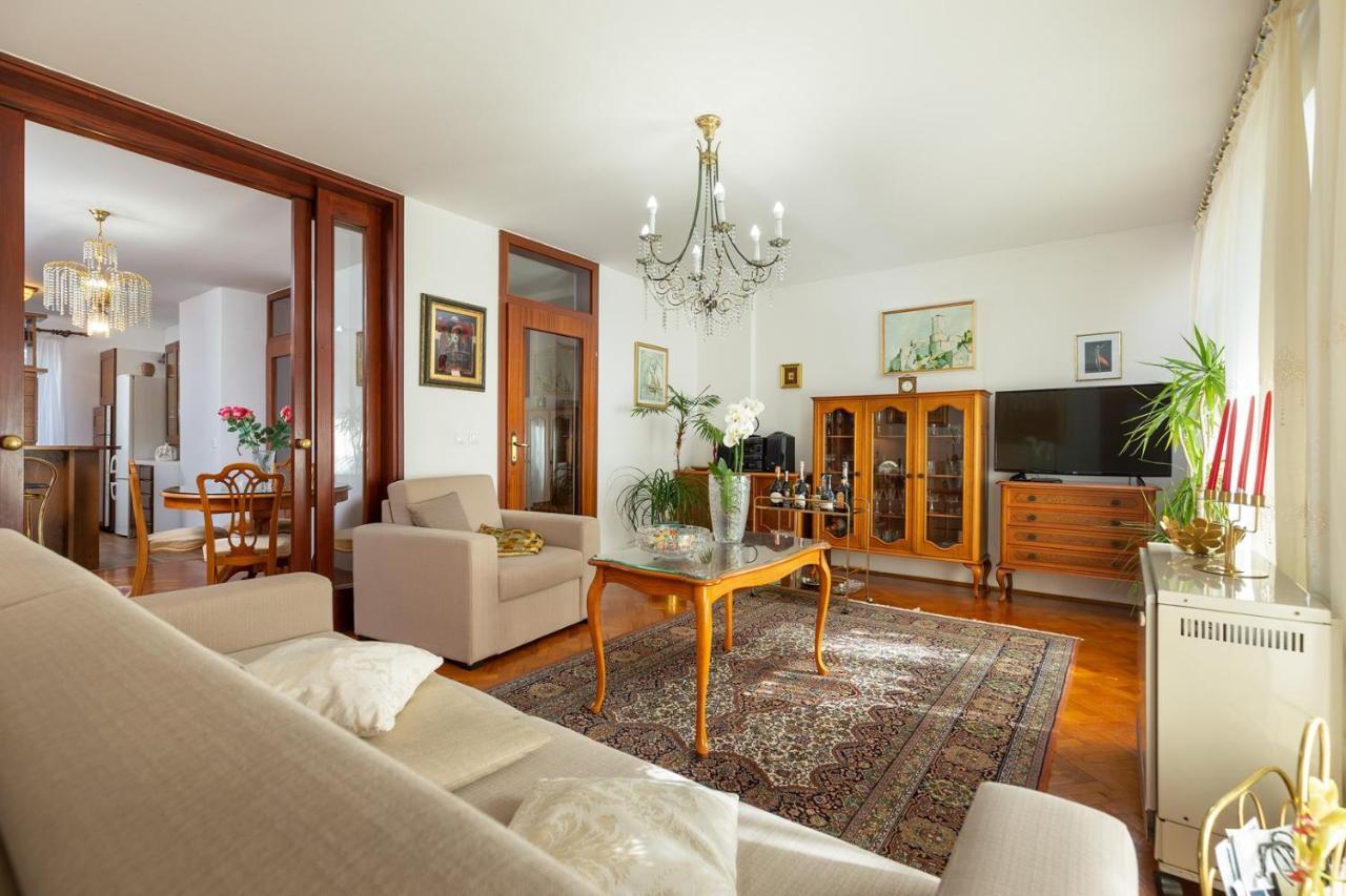 Holiday Apartment Suzana Ровинь Экстерьер фото