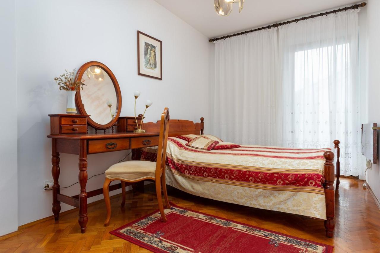 Holiday Apartment Suzana Ровинь Экстерьер фото